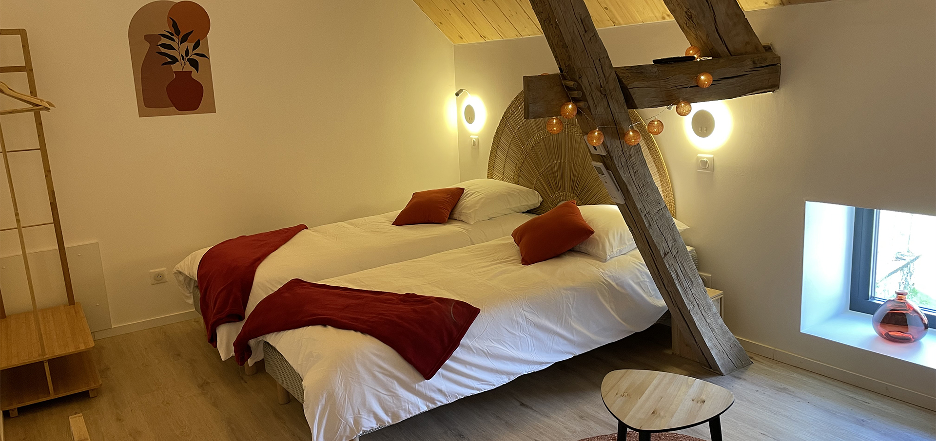 Chambre Tanin avec 2 lits simples du gîte l’Escargot en Bourgogne